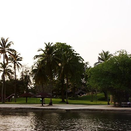 Heden Golf Hotel Abidjan Exterior foto