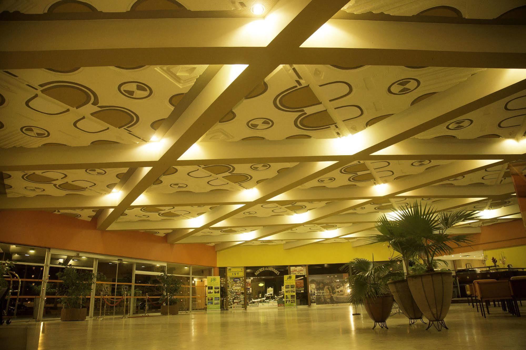 Heden Golf Hotel Abidjan Exterior foto